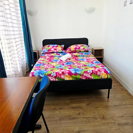 6 * Toulouse